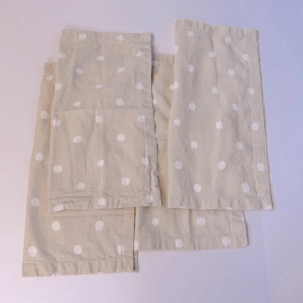 Kate Spade Beige Polka Dot Napkins